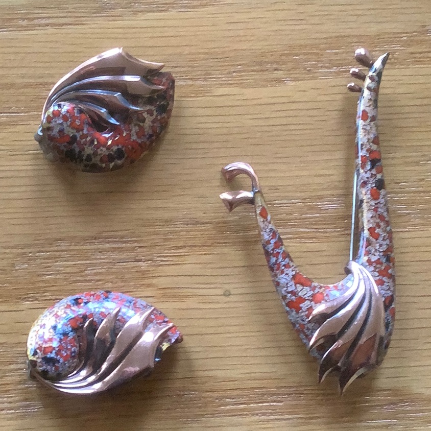 Matisse Pin Earring Vintage Set 90$